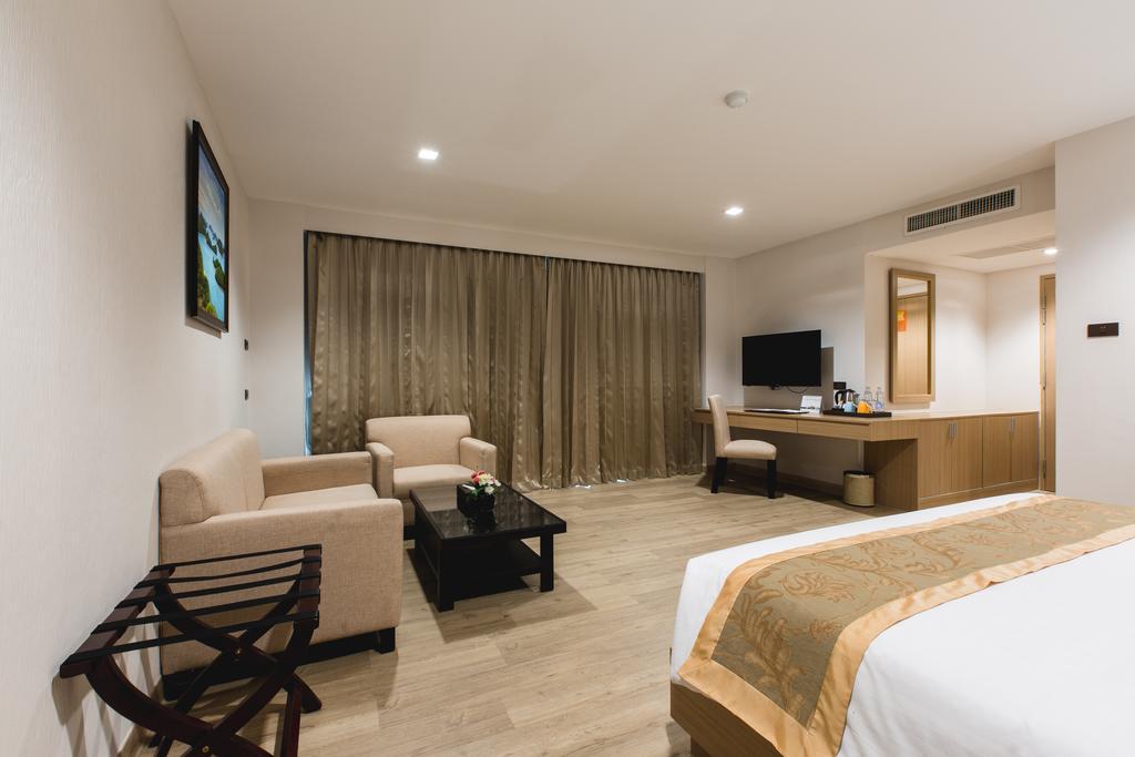 Hotel Adelphi Pattaya - Sha Extra Plus Extérieur photo