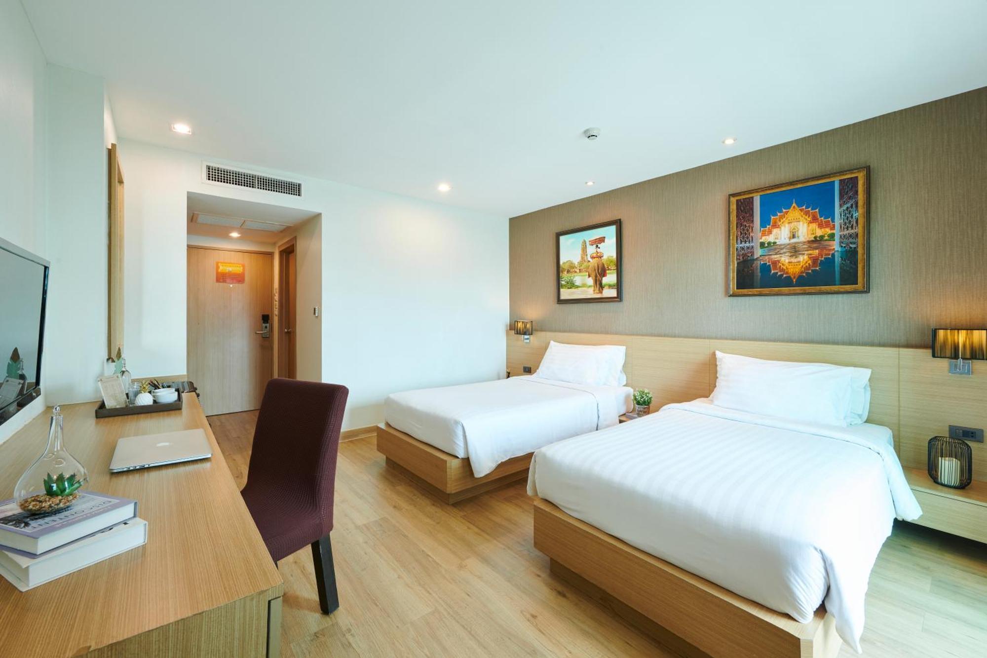 Hotel Adelphi Pattaya - Sha Extra Plus Extérieur photo